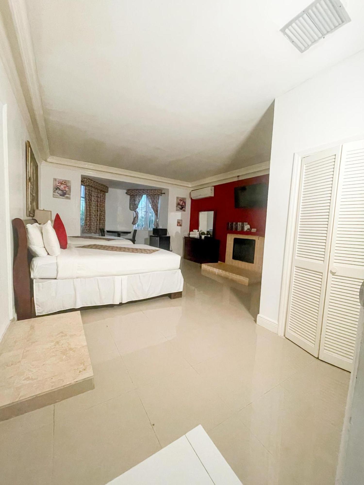 Double Room,1665444156:JPEG